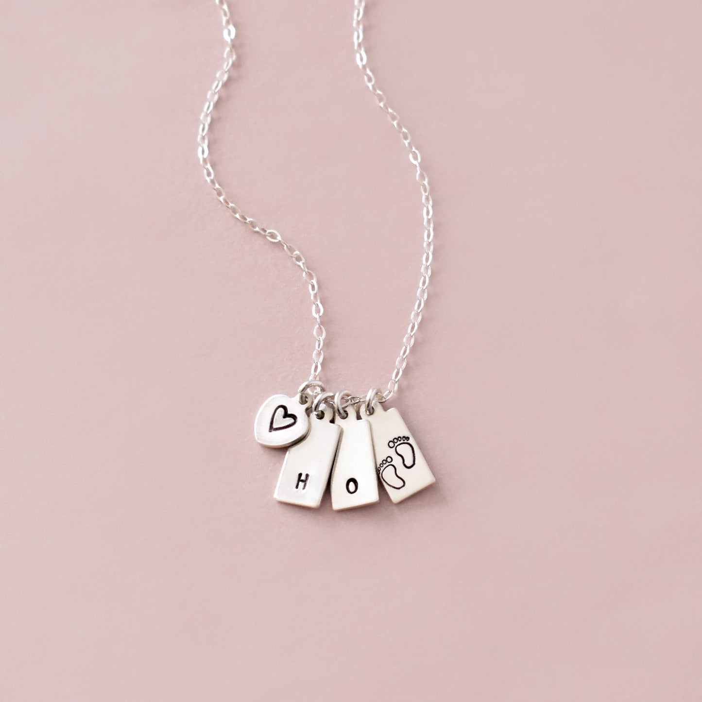 Personalized tag necklace